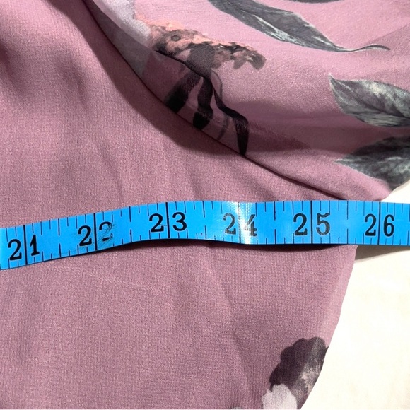 💥FREE W/ $10+ PURCHASE💥🆕🦋CITY CHIC ROSEWOOD FLORAL Top🦋FLAWED - Picture 7 of 13